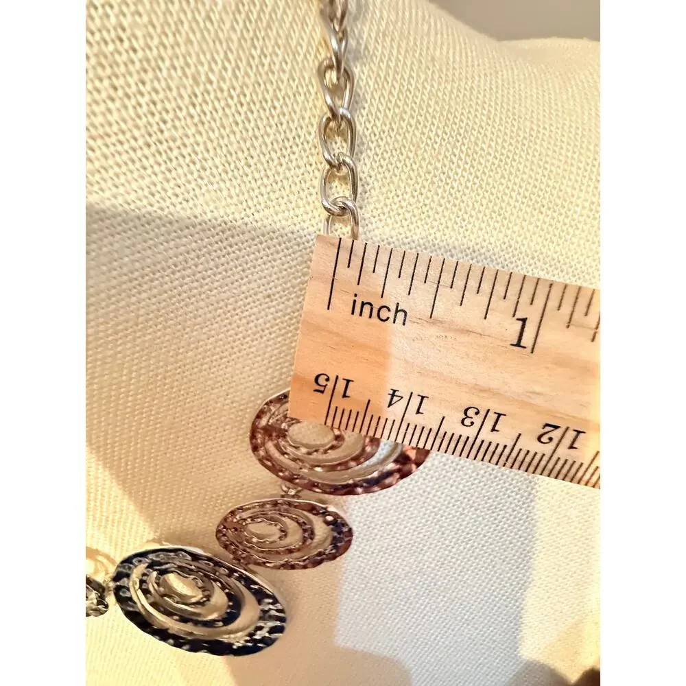 Vintage 1946 NOS Hammered Silver Tone Bib Necklace